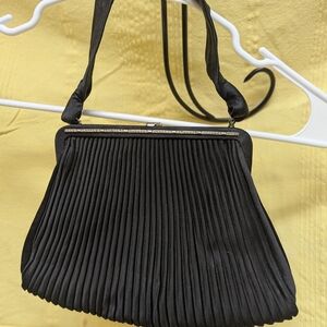 #1 vintage 1920s or 1930s Jemco pleated black faille evening handbag